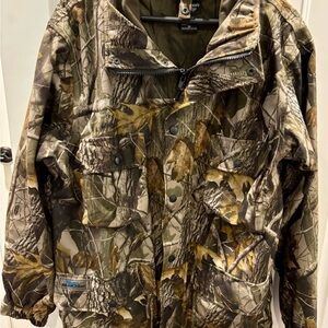 Hunters Edge Realtree Camouflage Rain blocker Hunting Jacket